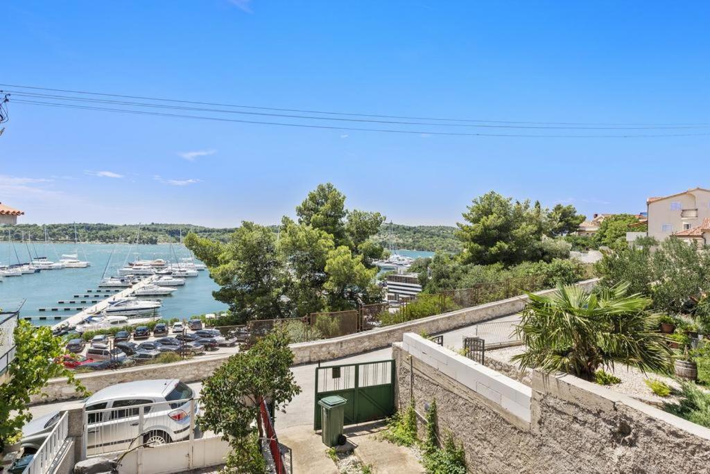 Apartments Tara, Sibenik - Mandalina Eksteriør bilde