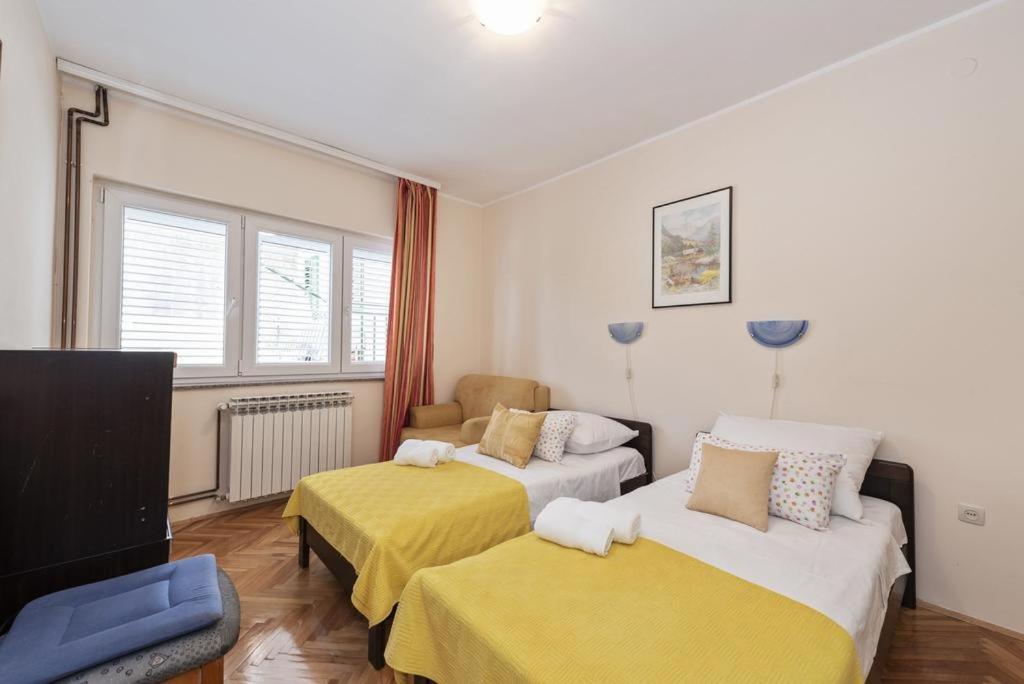 Apartments Tara, Sibenik - Mandalina Eksteriør bilde