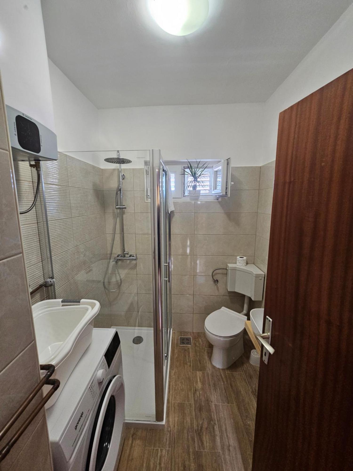 Apartments Tara, Sibenik - Mandalina Eksteriør bilde