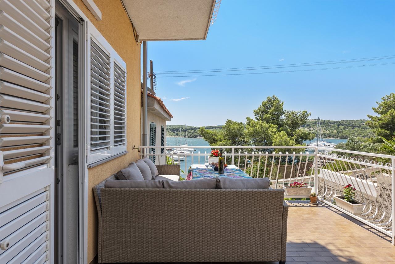 Apartments Tara, Sibenik - Mandalina Eksteriør bilde